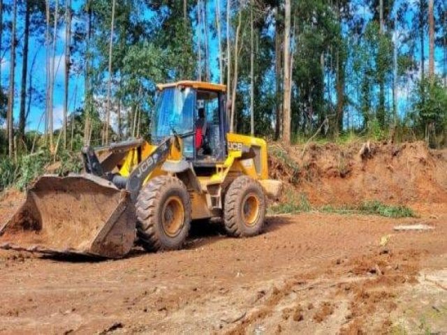 Menina morre atropelada