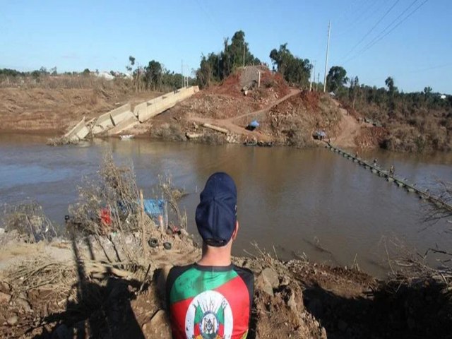 RS tem mais de 170 mortos pelas enchentes