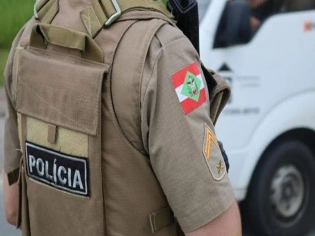 Mulher  assassinada com tiro na cabea e companheiro suspeito alega disparo acidental