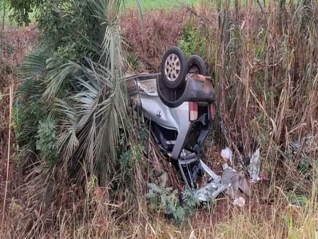 Mulher fica ferida aps sada de pista 