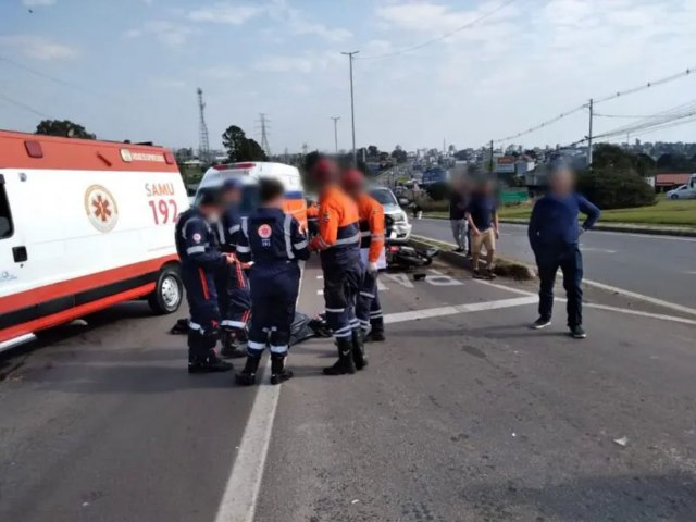 Motociclista morre aps colidir na traseira de caminho na ERS-122