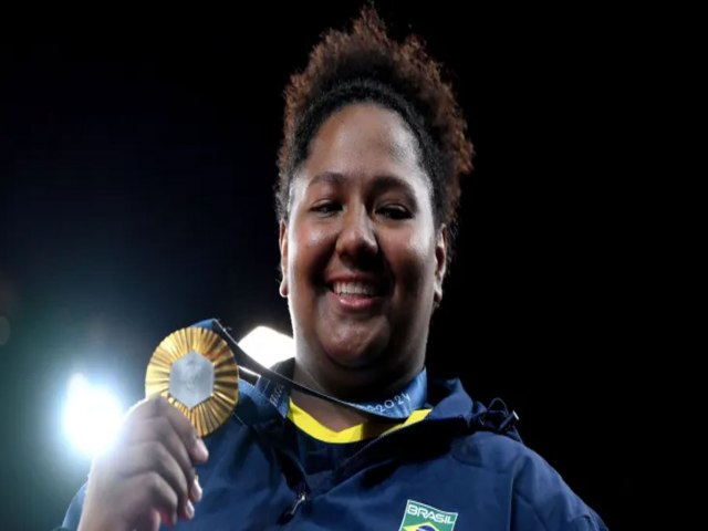 Beatriz Souza vence final do jud e garante 1 ouro do Brasil