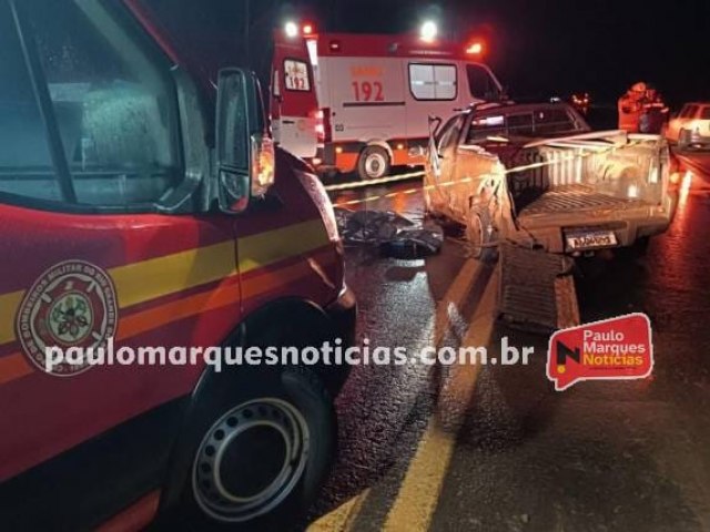 Homem morre aps capotar uma caminhonete na BR-472