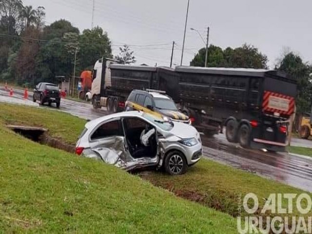 Acidente no trevo do Posto Serrano deixa trs feridos na BR 386 