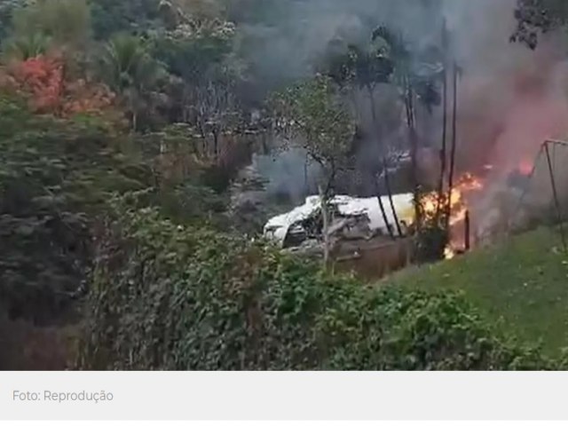 Atraso impediu trs passageiros de embarcarem em avio que caiu