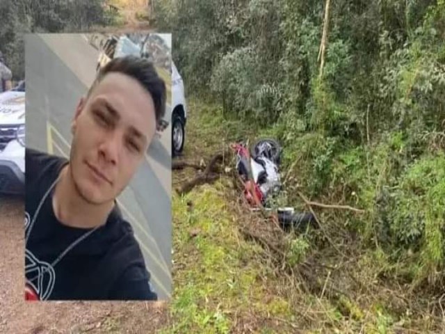 Jovem  encontrado morto em acidente de moto