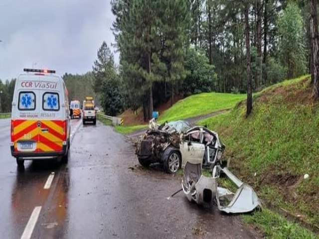 Cinco pessoas ficam feridas em capotamento na BR-386