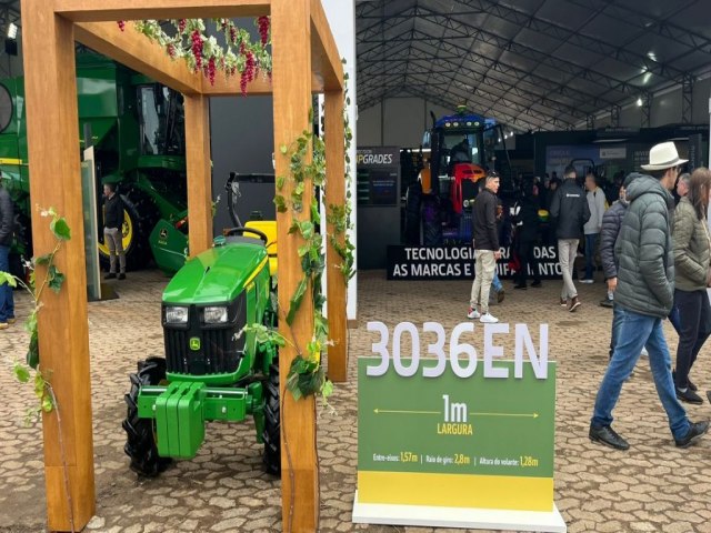 John Deere apresenta mais de 20 mquinas e implementos agrcolas na Expointer 2024