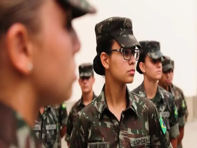 Mulheres podero se alistar no servio militar aos 18 anos