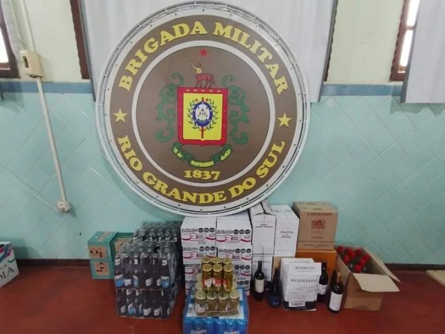 Brigada Militar apreende mercadorias de origem estrangeira em Tiradentes do Sul