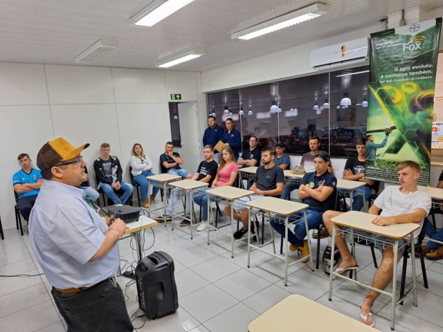 Encerrado ciclo de encontros com os 17 comits locais de jovens da Cotricampo