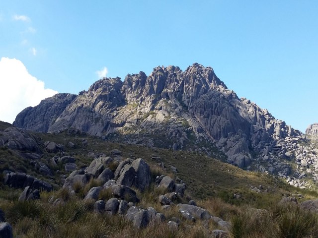  MONTANHISMO- WTR Agulhas Negras chega a Itatiaia e Visconde de Mau� no fim de junho