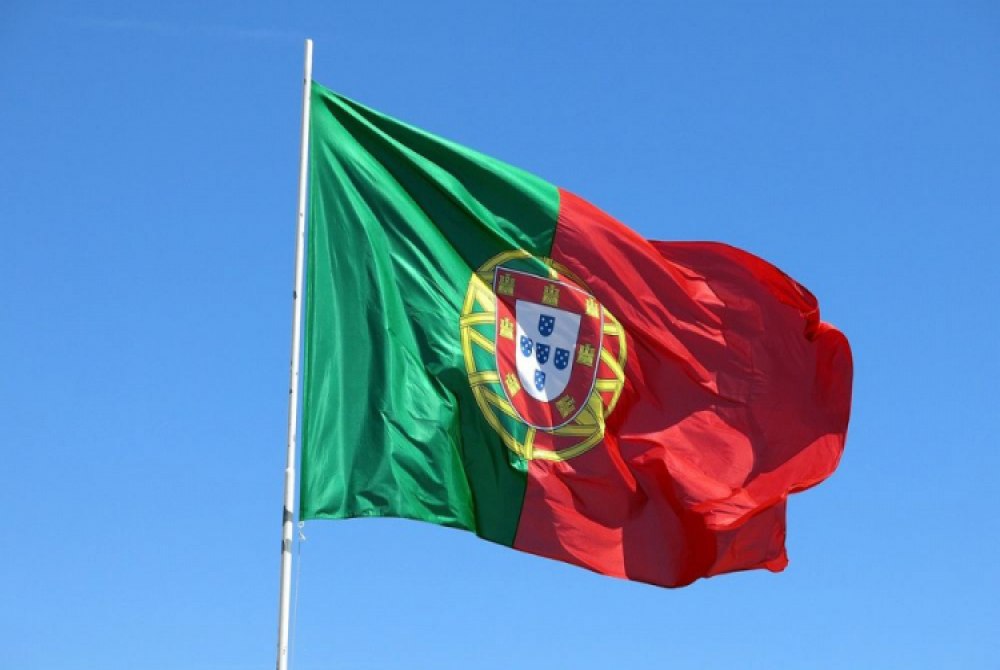 Embaixada do Brasil em Portugal monitora expuls�o de 18 mil imigrantes.