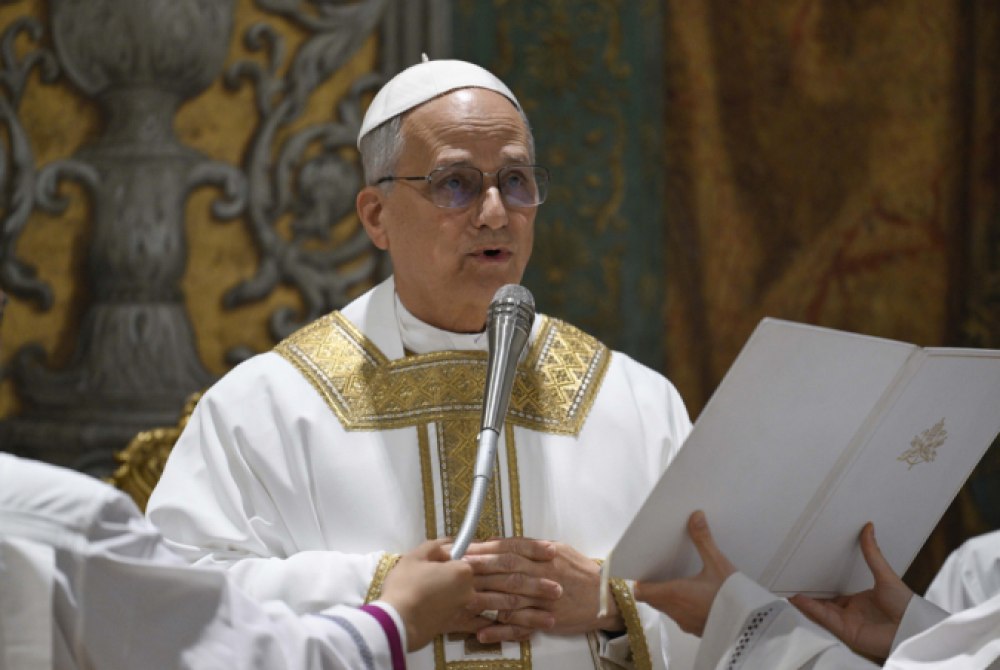 Papa Le�o XIV lamenta decl�nio da f� e pede que a Igreja seja um farol em sua primeira missa ap�s conclave.