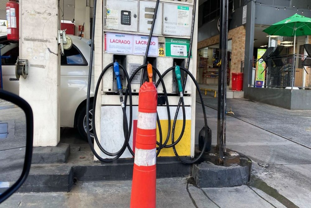Procon de Guarulhos realiza opera��o em postos de gasolina para combater irregularidades.