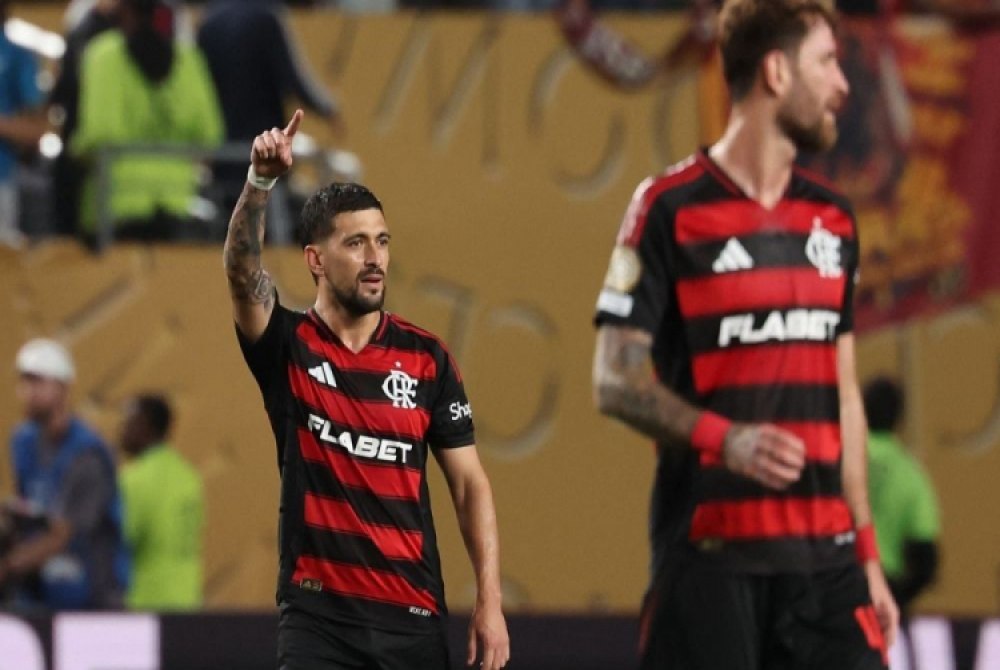 Flamengo estreia com vit�ria no Mundial de Clubes e assume lideran�a do Grupo D.