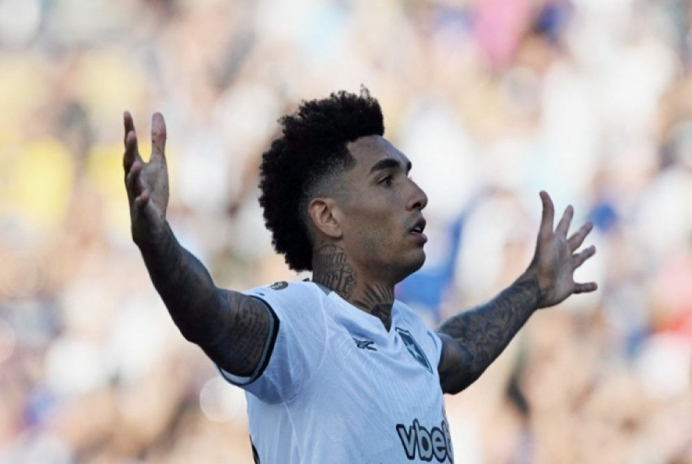 Botafogo cresce contra o PSG, vence com gol de Igor Jesus e encaminha vaga no Mundial de Clubes.