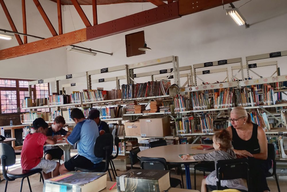 Bibliotecas de Guarulhos t�m novo hor�rio de funcionamento e passam a abrir aos s�bados.