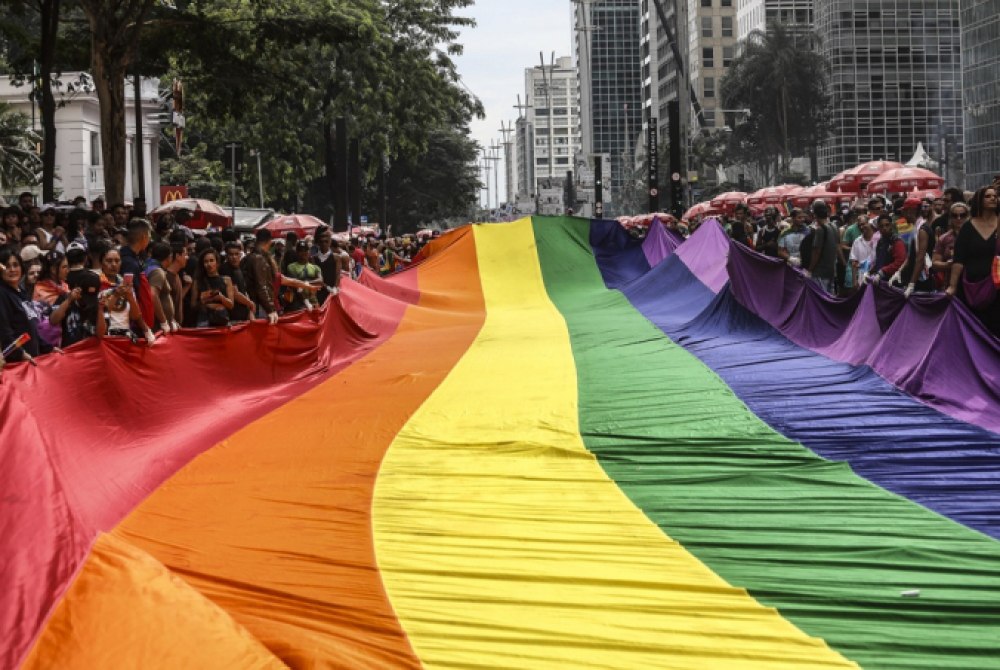 Parada do Orgulho LGBT+ de SP discute envelhecimento e etarismo; estimativa de p�blico gera diverg�ncia.