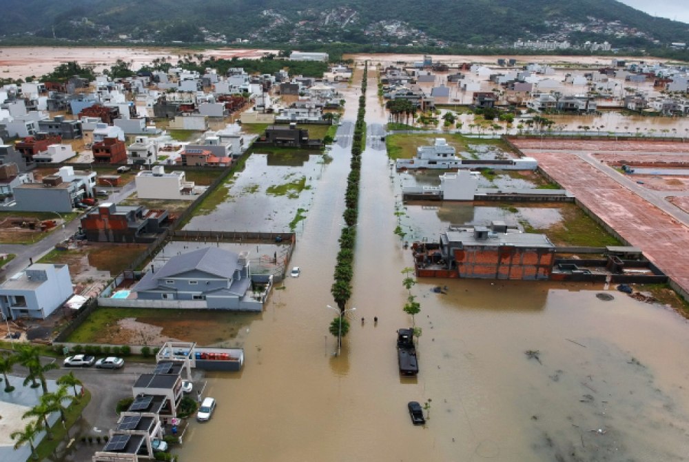 Mais de 80% das cidades brasileiras sofreram desastres causados por chuvas nos �ltimos quatro anos, revela relat�rio.
