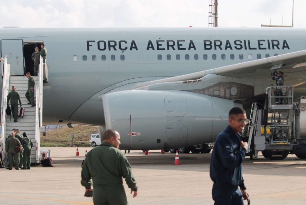 FAB vai usar ca�as com m�sseis durante c�pula do Brics no Rio de Janeiro.