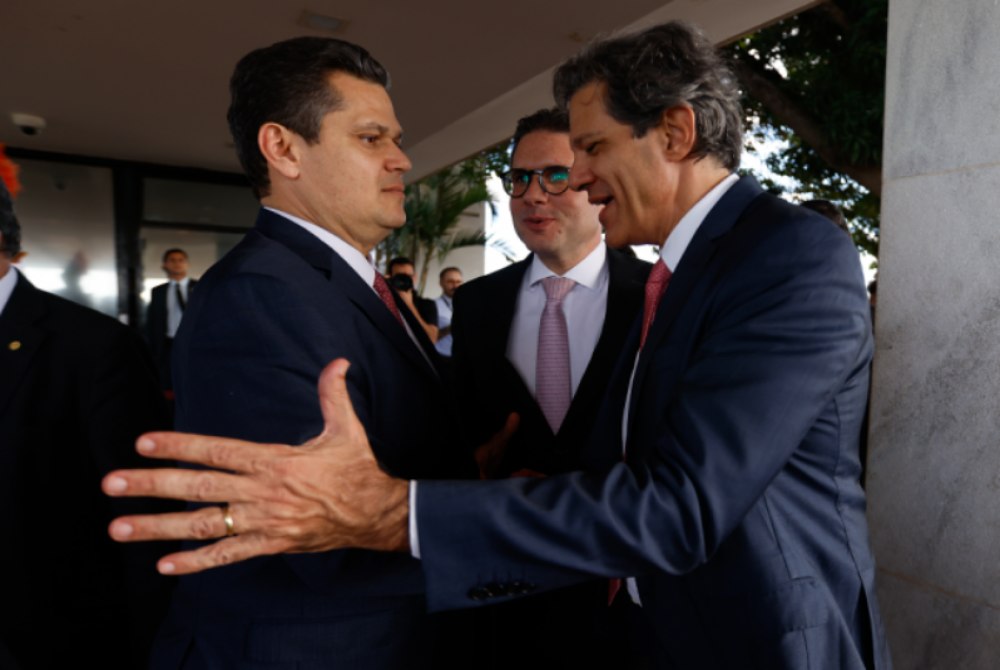 Sem Haddad, Alcolumbre e Motta, negocia��o sobre IOF no STF � conduzida por representantes.