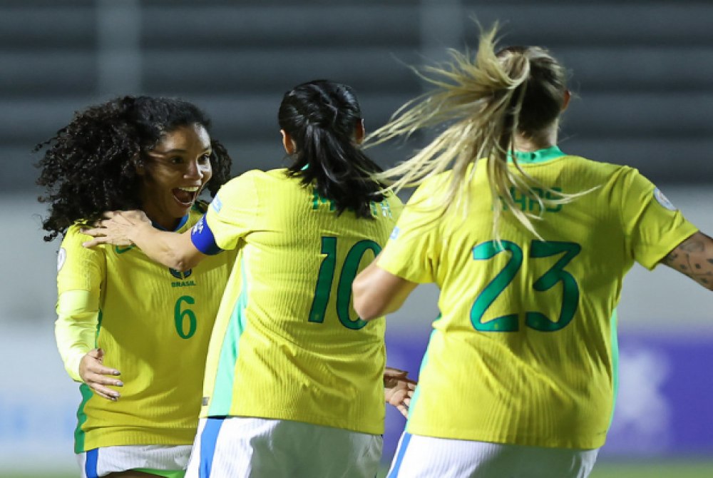 Sele��o brasileira vence o Paraguai e garante classifica��o para semifinal da Copa Am�rica feminina.