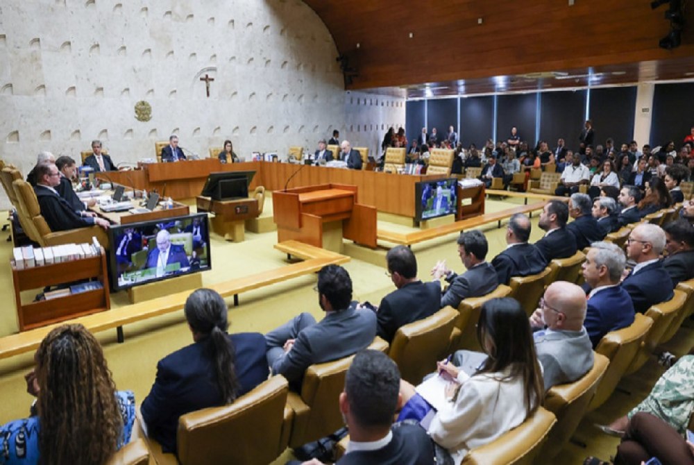STF interroga r�us dos n�cleos 2 e 4 nesta quinta-feira.