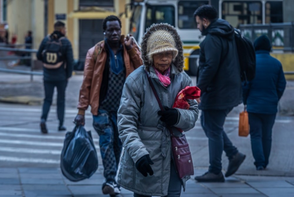 Frente fria deve derrubar temperaturas em S�o Paulo nos pr�ximos dias.
