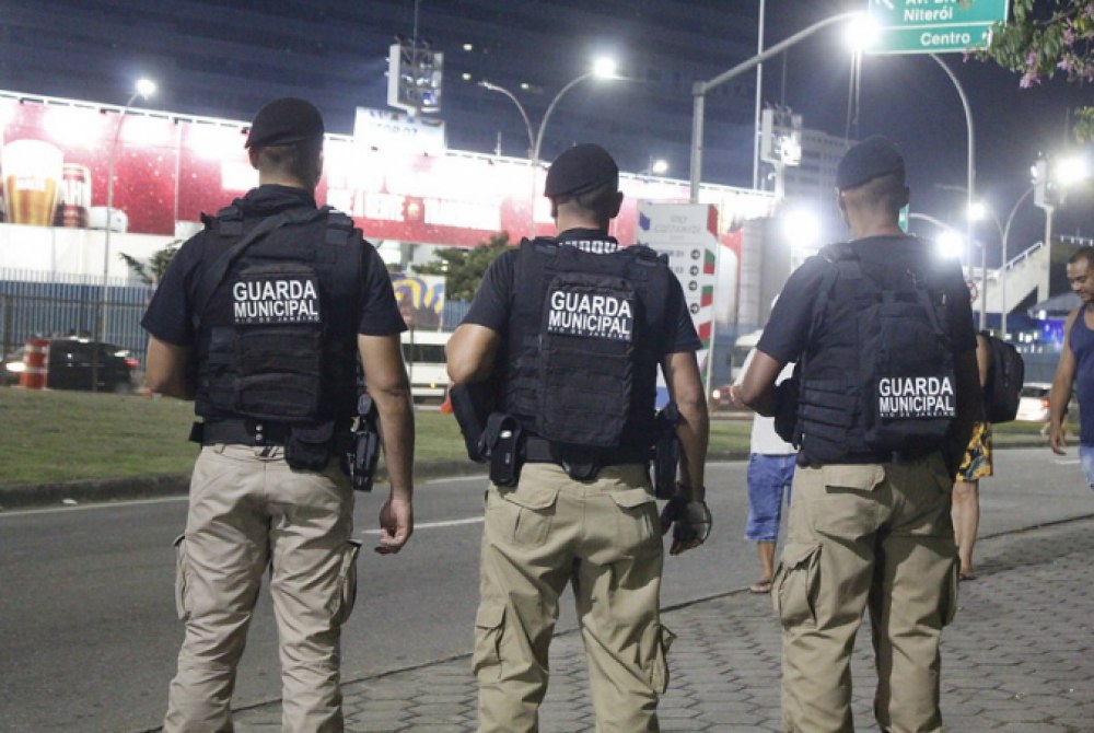 Turista americana � esfaqueada durante tentativa de assalto no RJ.