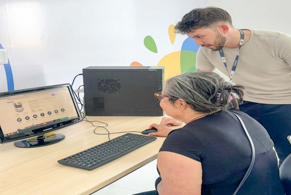 N�cleo do Idoso recebe inscri��es para curso gratuito de inclus�o digital.
