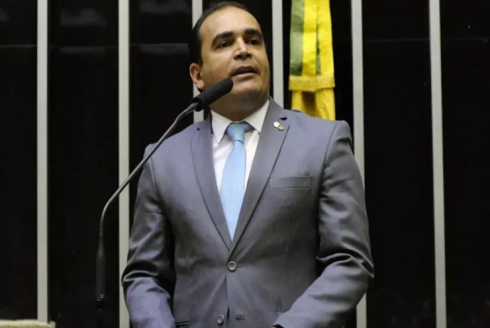 Delegado Marcelo Freitas � escolhido relator do caso que pode levar � cassa��o de Eduardo Bolsonaro.