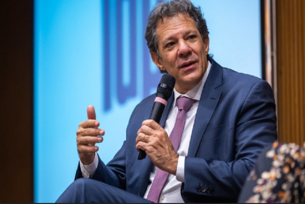 Haddad anuncia que Receita Federal ter� delegacia contra crime organizado ap�s for�a-tarefa contra o PCC.