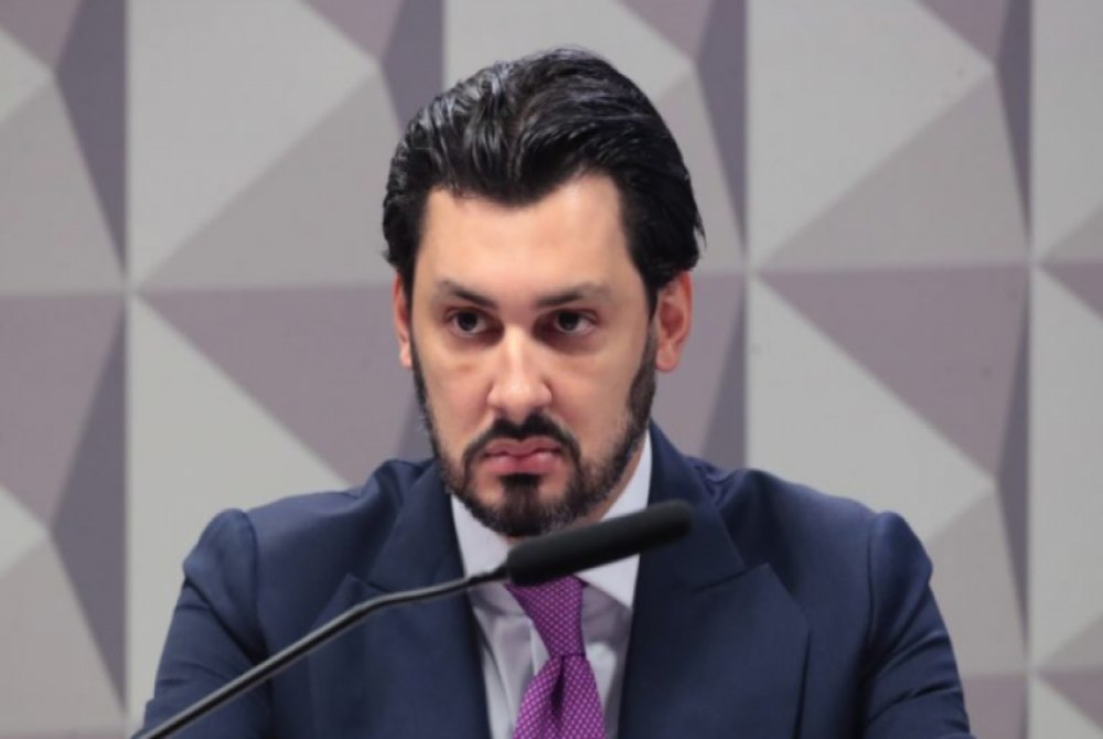 Empres�rio Fernando Cavalcanti nega ser ?laranja? em esquema de fraudes do INSS.