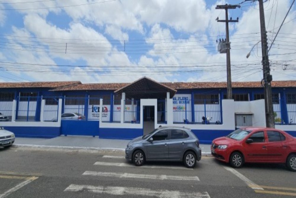 Governo reforma primeira escola na capital pelo programa M�os � Obra. Maranh�o
