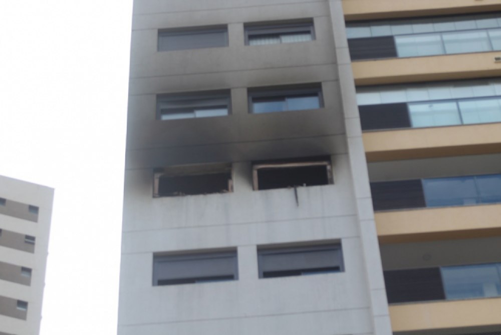 Jovem de 26 anos morre em inc�ndio em apartamento no Brooklin.