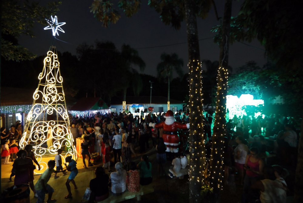 Parques Chico Mendes e Fracalanza recebem Papai Noel e ilumina��o natalina na quarta-feira.