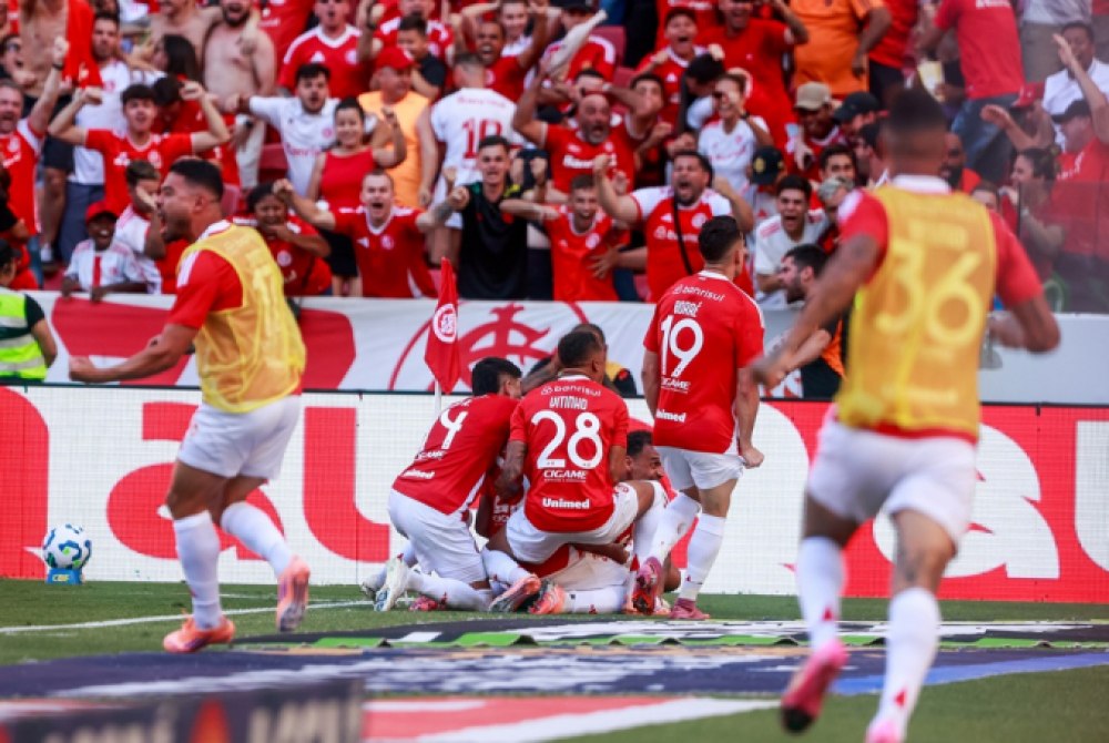 Internacional se salva na �ltima rodada; Fortaleza e Cear� caem.