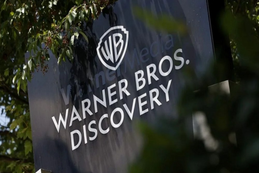 Paramount faz oferta de US$ 108 bilh�es pela Warner Bros.