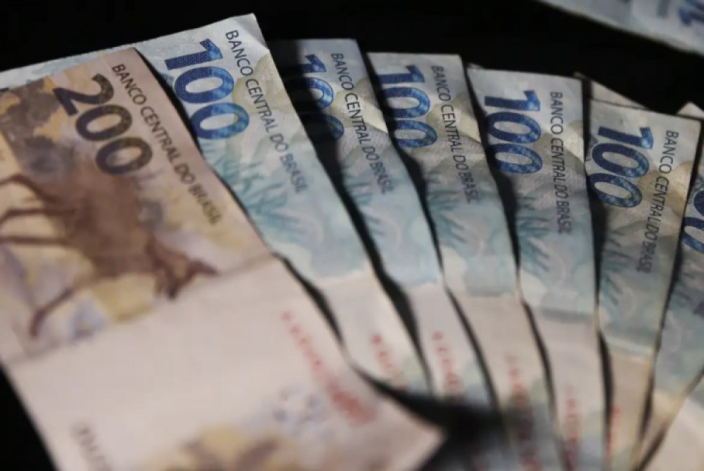 Mercado reduz proje��o da infla��o de 2025 para 4,33%.
