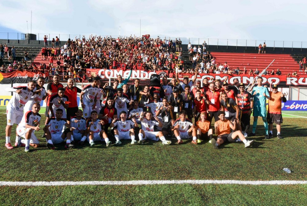 Flamengo de Guarulhos vence Monte Roraima e enfrenta o Palmeiras na terceira fase da Copinha.