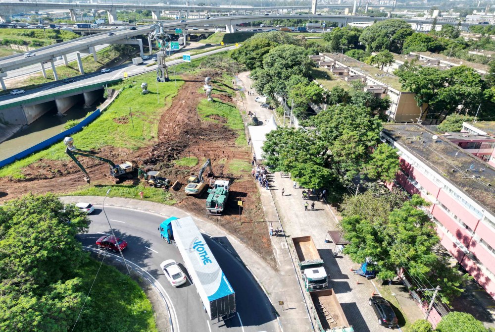 Prefeitura de Guarulhos inicia a constru��o do primeiro viaduto interno que ligar� Cecap com a Via Dutra .