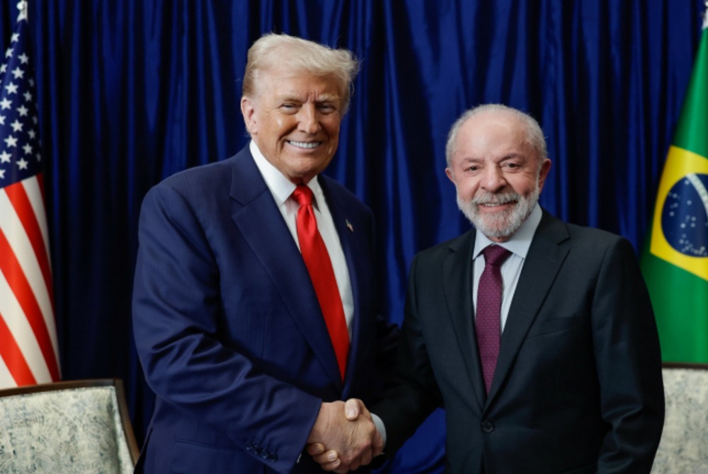Lula ironiza eventual interfer�ncia de Trump nas elei��es: ?Me ajudaria?