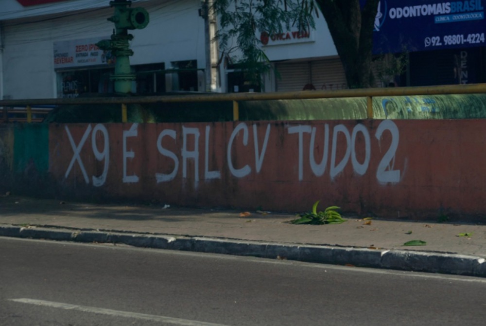 Comiss�o do governo Lula viaja aos EUA para tentar tirar PCC e CV de lista de terroristas nos EUA.