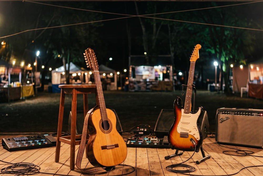 Teatro Adamastor recebe espetáculo gratuito que une viola caipira e rock no Dose Dupla Rock & Viola. Teatro Adamastor recebe espetáculo gratuito que une viola caipira e rock no Dose Dupla Rock & Viola.