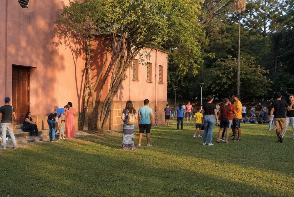 Padre Bento ter� edi��o especial do F�rias no Teatro nesta quinta-feira, com brinquedos infl�veis, pipoca e algod�o-doce.