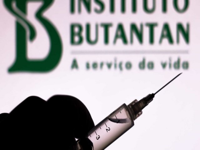 MINIST�RIO DA SA�DE SUSPENDE A VACINA CONTRA A DENGUE DO INSTITUTO BUTANTAN NO SUS