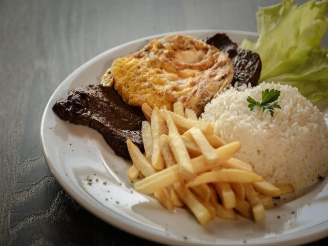 MAIORIA DOS BRASILEIROS J� ACEITA PAGAR MAIS CARO POR ALIMENTOS SAUD�VEIS