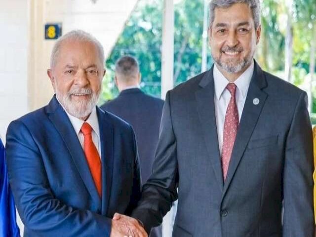 Lula fala com presidente paraguaio sobre Ponte da Integração em Porto Murtinho