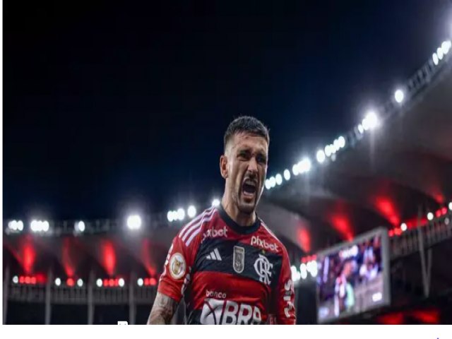 Flamengo vence Bragantino por 1 a 0 e retorna ao G4 do Brasileirão  
